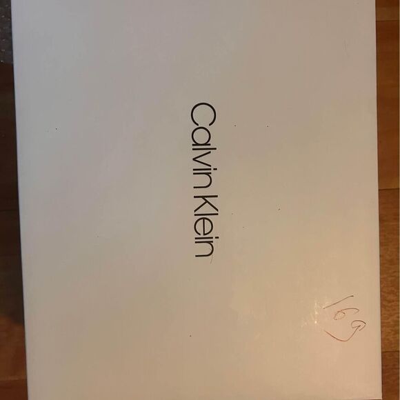 New in the box! Calvin Klein Ivory Croc women booties - Picture 4 of 6